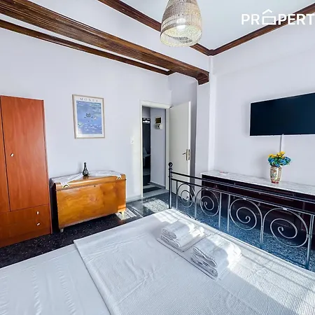Seaside Family House - Private Parking #propertly * Nea Kallikrateia